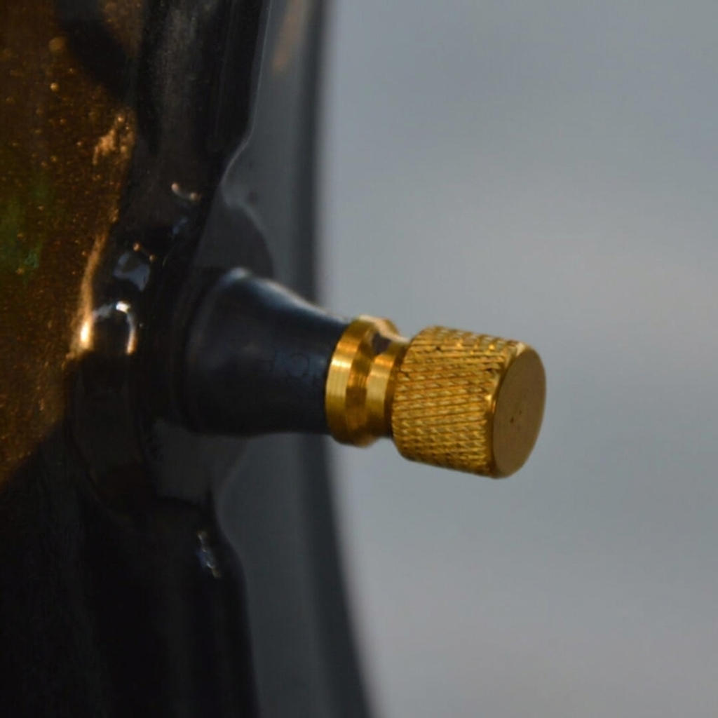 CNC Aluminum Motorcycle Tire Valve Caps
